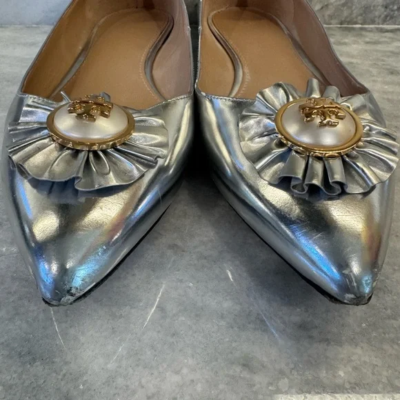 Tory Burch pointy skimmer with pearl logo 9.5m - Picture 10 of 10